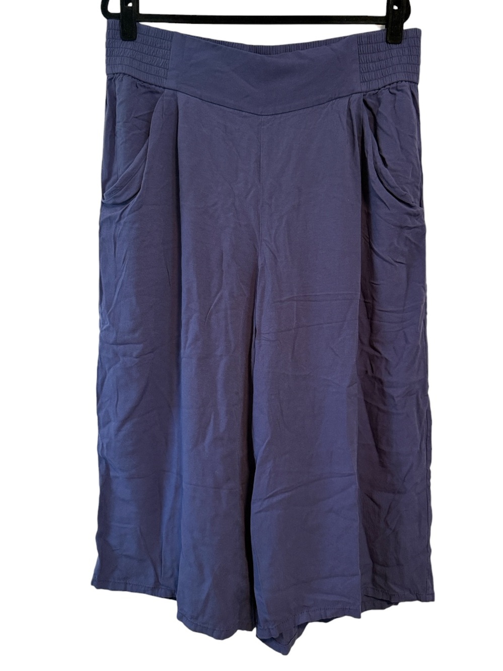 Time and Tru Blue Wide Leg Capri Pants